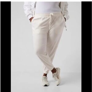 SOLD OUT TOP RATED ATHLETA Farallon Jogger SIZE 18